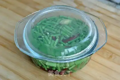 Make Sour bean-fruit chops step 5