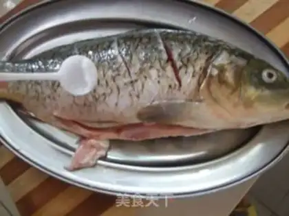 Make Tomato fried fish step 1
