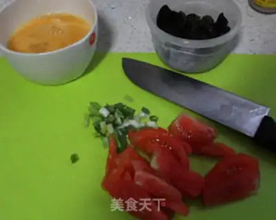 Make Tomato noodles step 0