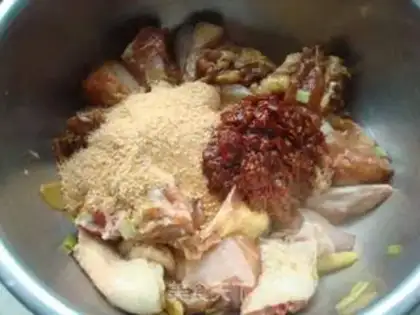 Make Spicy powdered chicken step 3