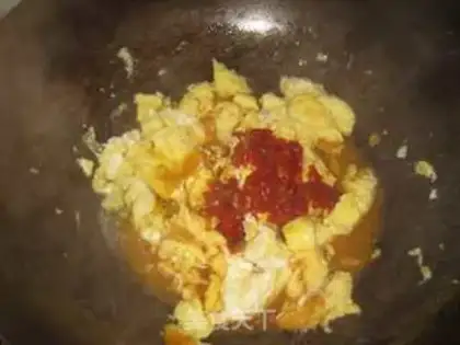 Make Precious fried eggs step 4