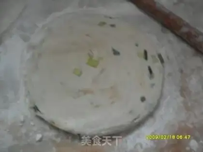 Make Hand grab cake step 5