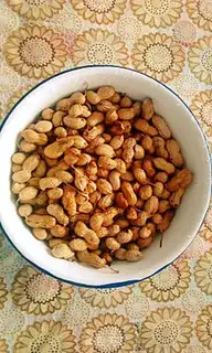 Make Five saline peanuts step 1