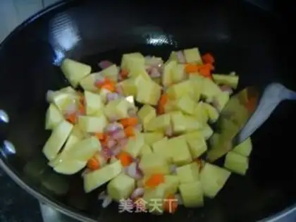 Make Curry, mushroom, potatoes step 4