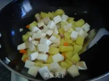 Make Curry, mushroom, potatoes step 5