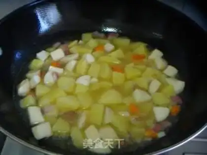 Make Curry, mushroom, potatoes step 6