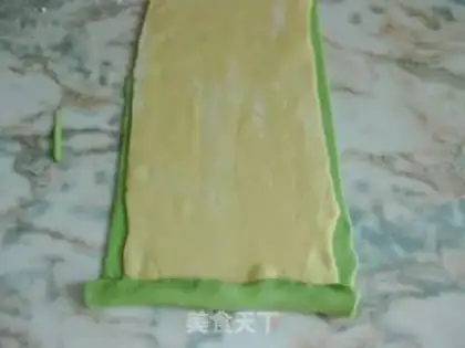 Make Double-coloured buns step 8