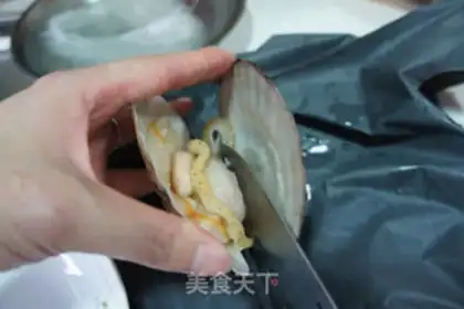 Make Garlic fan floss step 1