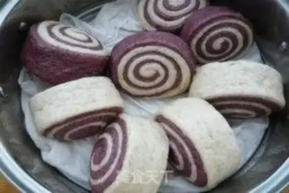 Make Food rolls step 7