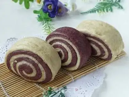 Make Food rolls step 8