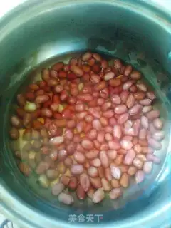 Make Peanut sesame date cream step 0