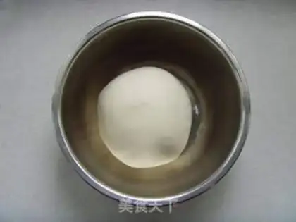 Make Coco-coloured buns step 2