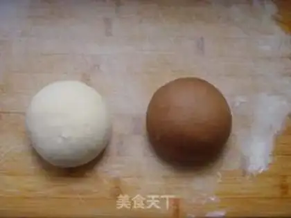 Make Coco-coloured buns step 5