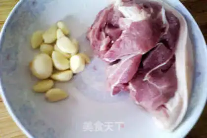 Make Garlic meat step 0