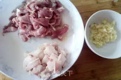 Make Garlic meat step 1