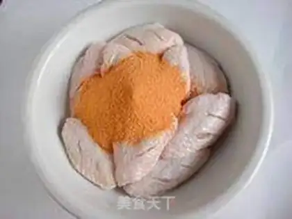 Make The honey is on the wings step 3