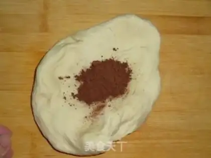 Make Coco-colored buns step 3