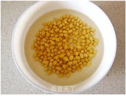 Make The fragrance is sour, the peanut beans step 0