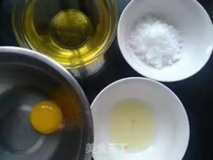 Make Homemade salad sauce step 0