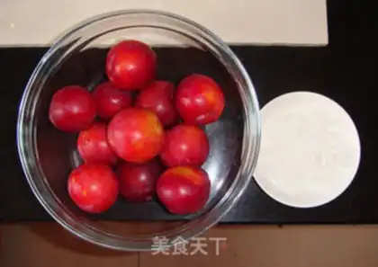 Make Plum and sugar step 0