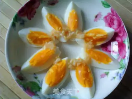 Make Garlic eggs step 9