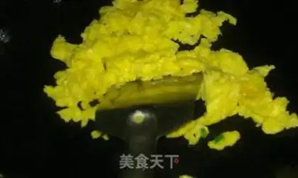 Make Hemish has fried eggs step 6