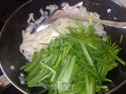 Make The bean sprouts step 6