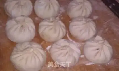 Make The cabbage pork bun step 16