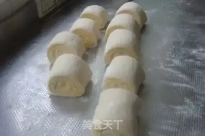 Make Red-fooked chicken claws, porcupines step 4