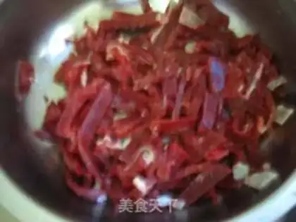 Make Wild mountain beef silk step 0