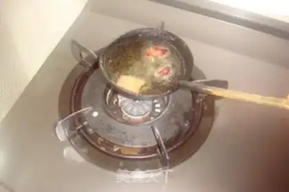 Make Spicy oil step 4