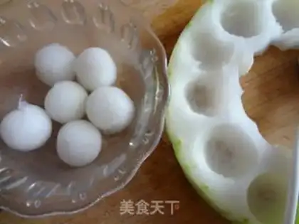 Make Ice melon ball step 1