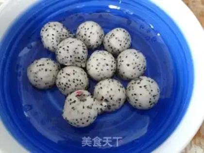 Make Ice melon ball step 5