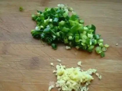 Make Onion lasagna step 1