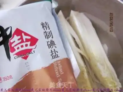 Make Hot cabbage step 0