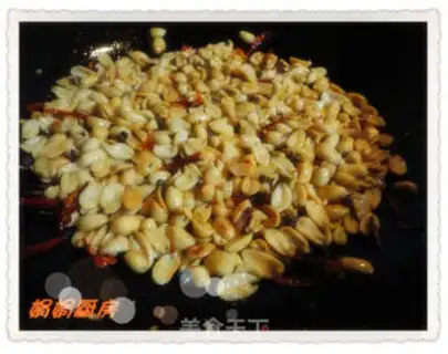 Make Imitation of yellow flying spicy peanuts step 10