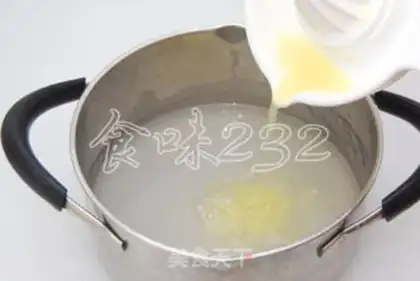 Make Lemon honey popsicle step 3