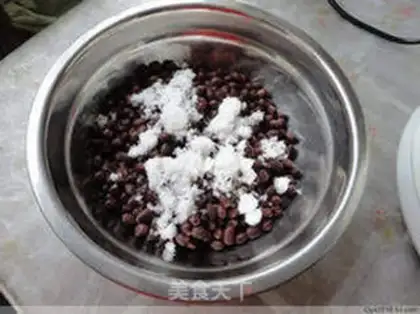 Make A red bean-meat popsicle step 4