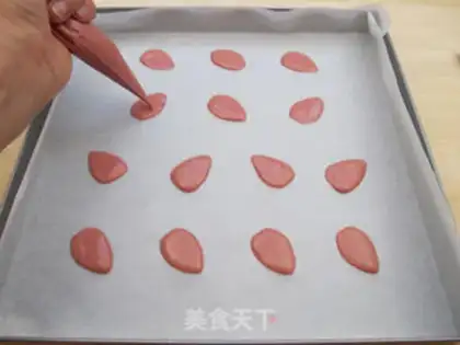 Make Strawberry chili roll step 20
