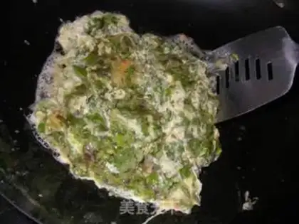 Make Fried eggs step 5