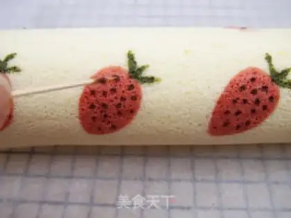 Make Strawberry chili roll step 34