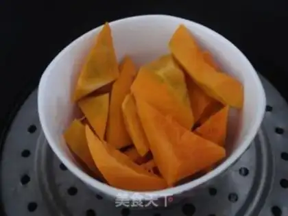 Make Pumpkin buns step 1