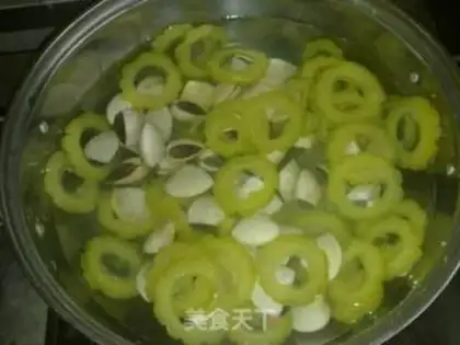 Make Toads of bitter melon soup step 3