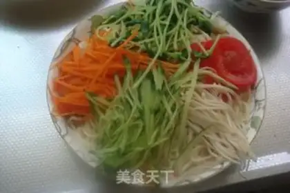 Make Korean sauce with cold noodles step 5