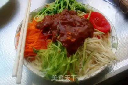 Make Korean sauce with cold noodles step 6