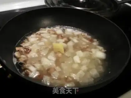 Make Three mushrooms step 2
