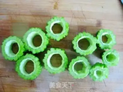 Make ♪ Vacuate melons ♪ step 4