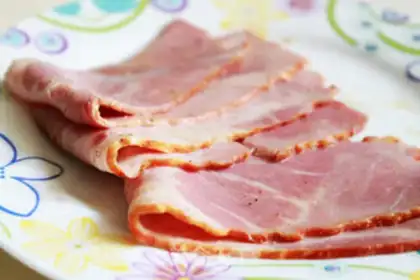 Make Autumn bacon rolls step 0