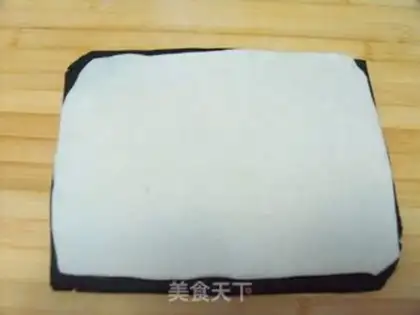 Make Milky black and white rolls step 6