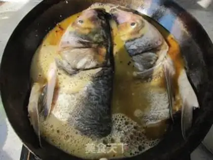 Make Red-burned fish head step 6
